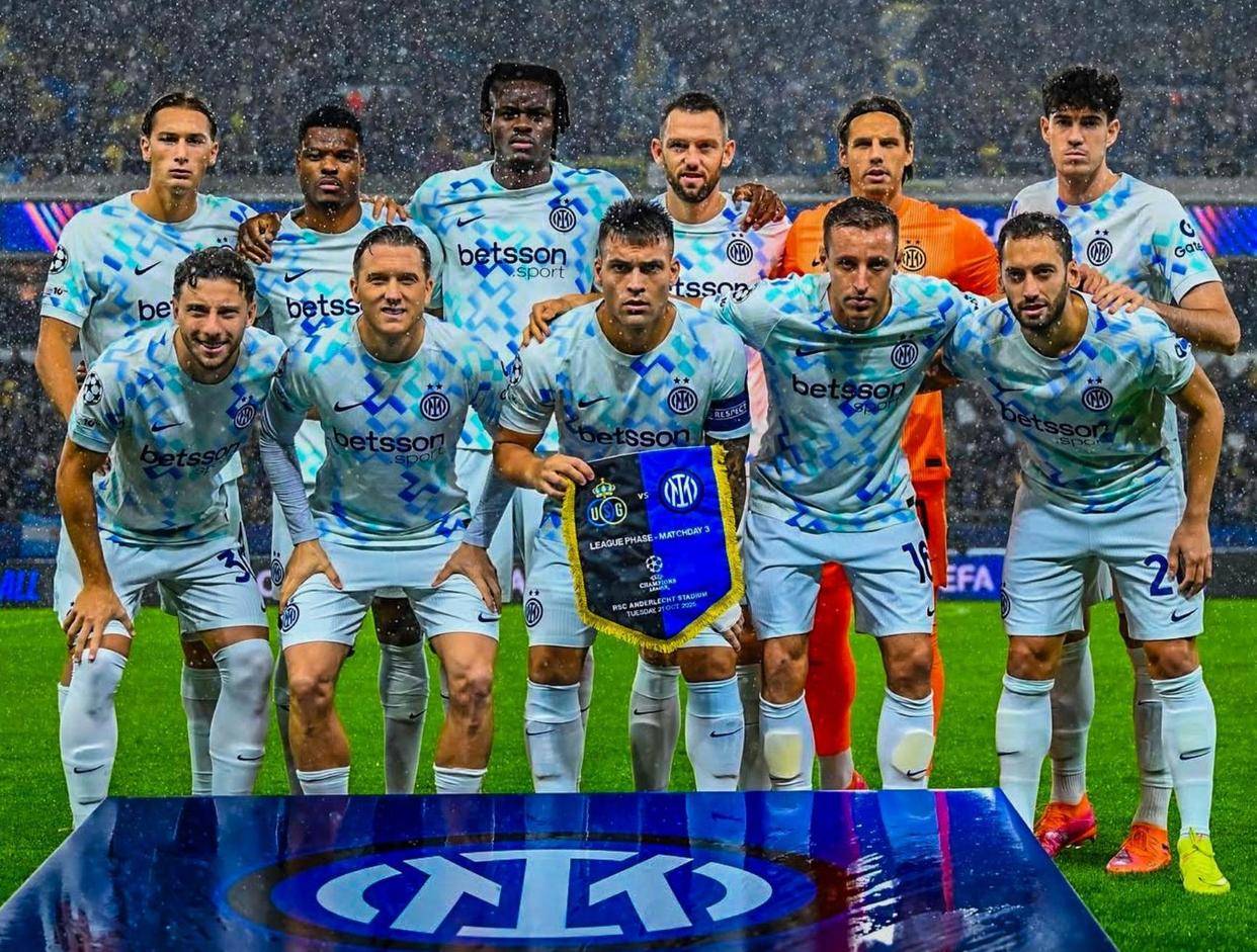 哈希娱乐城 -赛前那不勒斯备战欧篮联；豪取连胜细节曝光；话题不断；年轻球员得到机会 