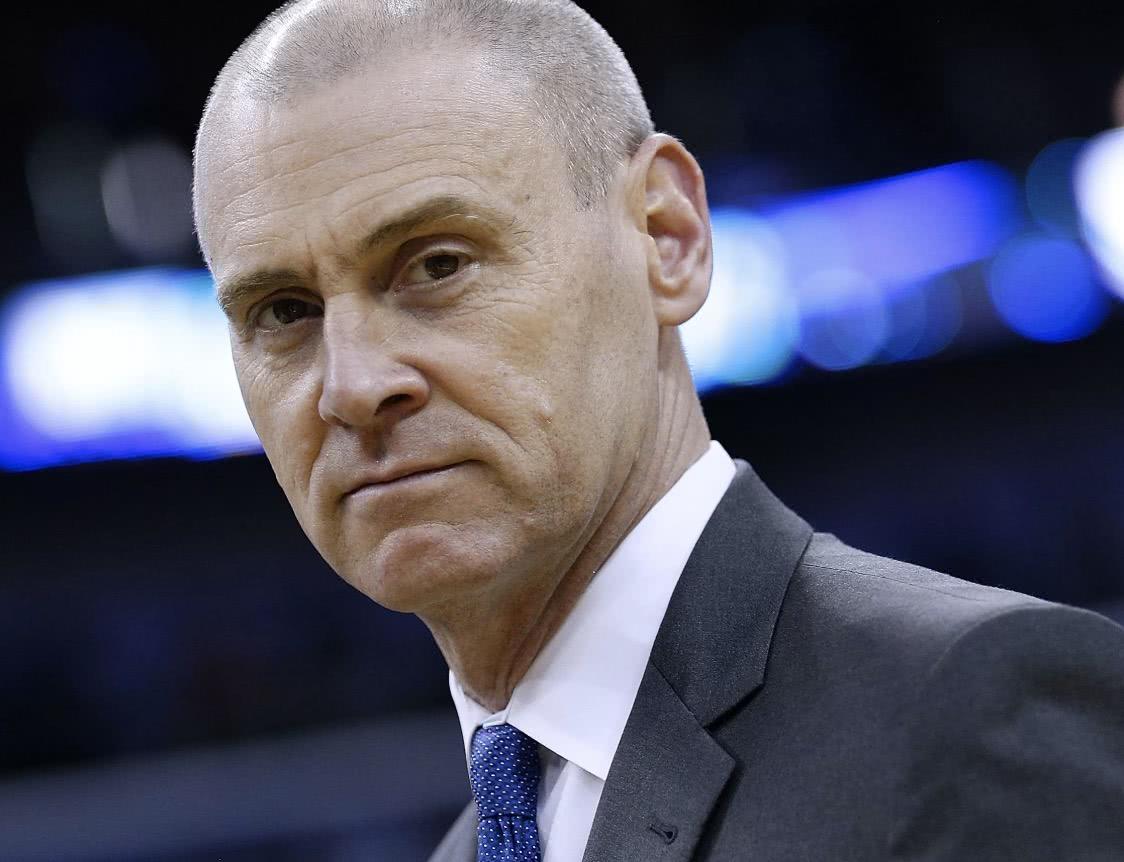 包含赛地聚焦：德国杯赛前热度飙升，波士顿凯尔特人刷新队史纪录，底气十足，医务组通报恢复的词条